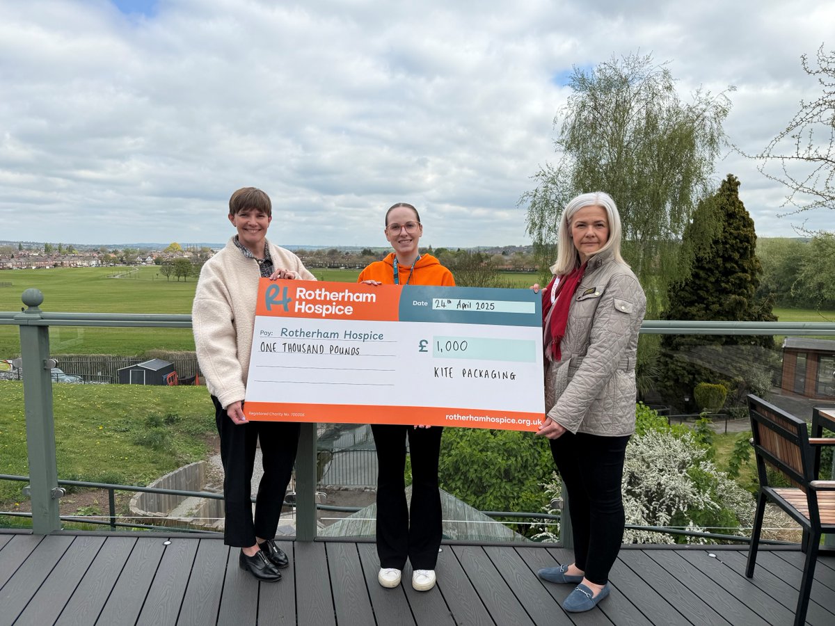 RotherHosp's tweet photo. Thank you for helping us live life’s wishes 🧡
🌼 £5,206.48 in memory of Joanne Challinor
🪁 £1,000 from Kite Packaging
🌟 £766.50 in memory of Geoff Albiston
🐣 £550 from Tesco Rotherham’s Easter raffle
Your support adds more life to every day #RotherGood https://t.co/uNklYHLZeA
