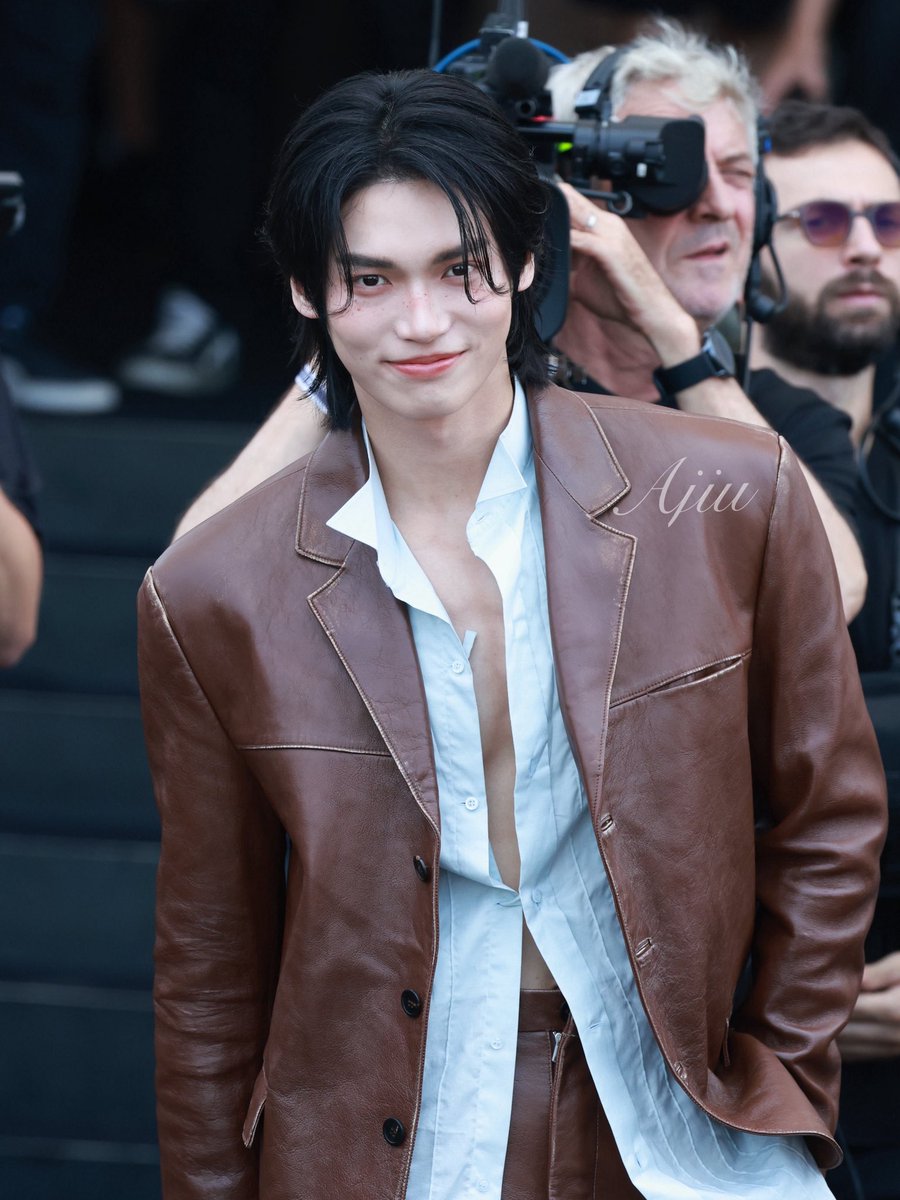 好可爱的雀斑妆

WIN STUNNING IN PRADA

#PRADASS26xWIN
#PRADASS26 
<a href="/Prada/">PRADA</a>
#winmetawin 
<a href="/winmetawin/">Winmetawin</a>