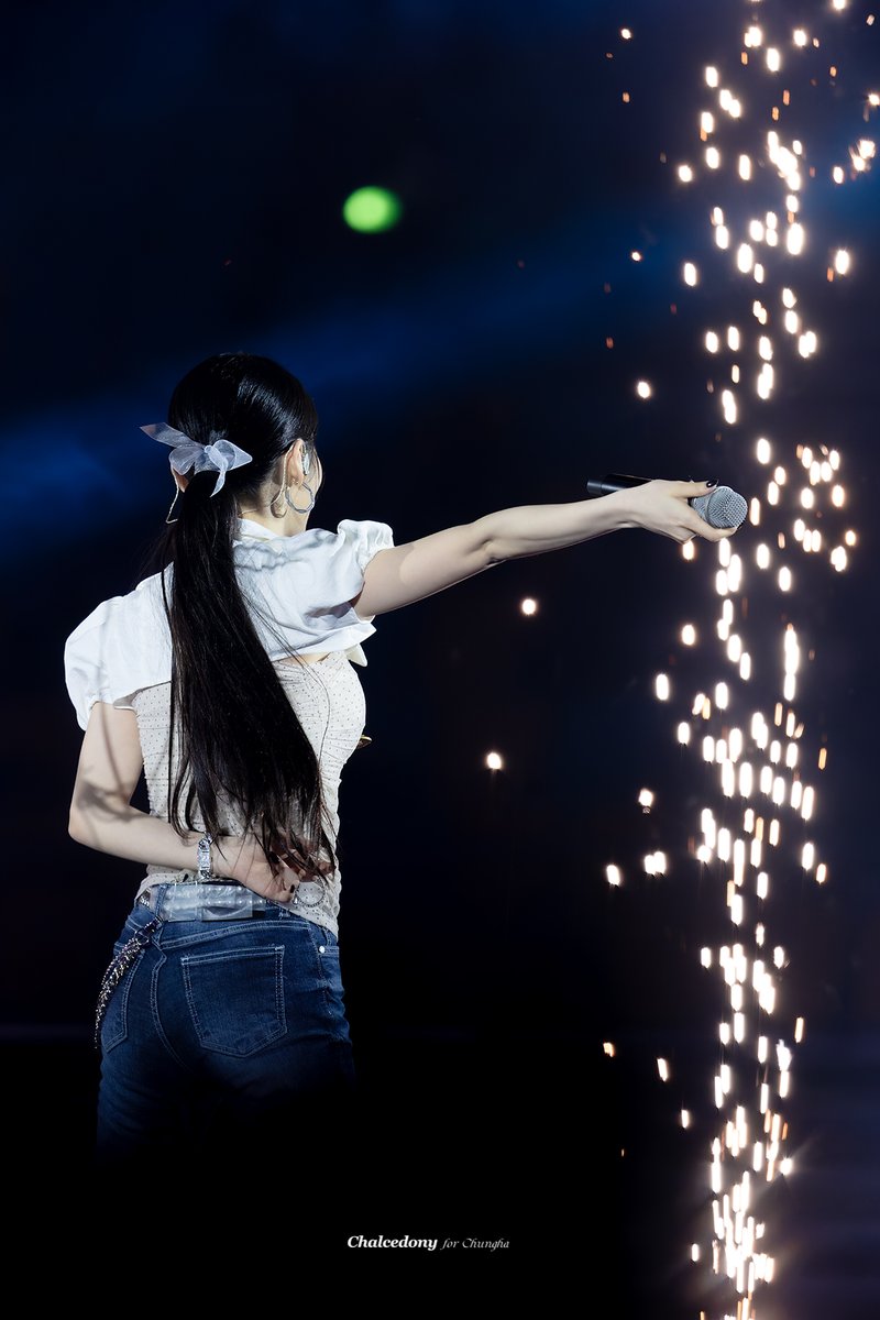 _cha1cedony's tweet photo. 250621 MyK Festa

#청하 #CHUNGHA https://t.co/jIDx37jOP7