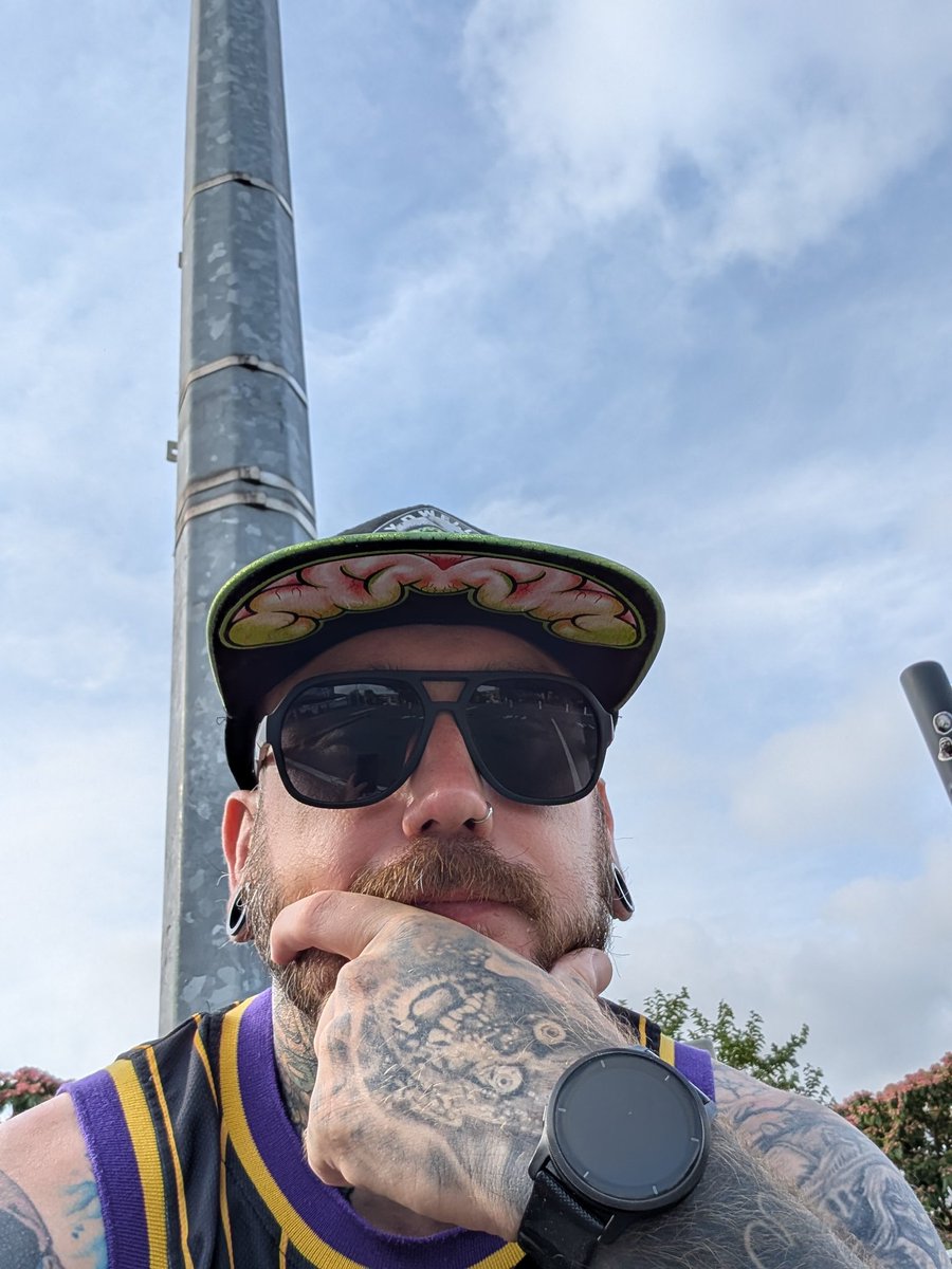 Hellfest, day five. 
Sleep is a concept, time is immaterial. Those clouds are deceptive. Dust is everywhere, dust is life. There is so much dust up my nose, and that's not a metaphor for cocaine. I sneeze sandcastles.
