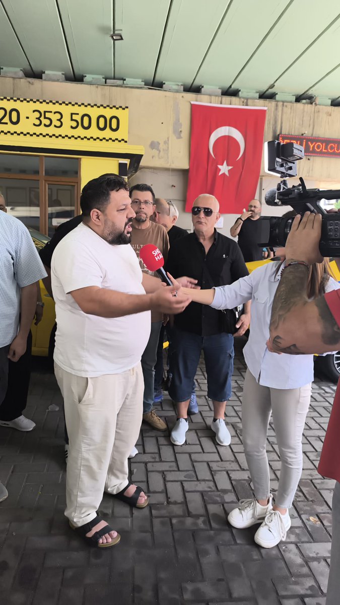 ismetDALCI's tweet photo. @tgrthabertv @ShowTV @showanahaber

İstanbul Taksiciler Esnaf Odası Başkanı EyüpAksu’nun yeğeni üzerine BiTAKSİ'ye ait Getir'den bayilikler aldığı iddiasını belgeleriyle size ulaştırdık. Haberin çekimi yapıldı, üzerinden 1 hafta geçti, hâlâ yayınlanmadı.

✔️ Soru 1: Haberi ekranlara taşımamanız için kim(ler) baskı yaptı?
✔️ Soru 2: Basın özgürlüğü ve halkın haber alma hakkı nerede kaldı?
✔️ Soru 3: Belgeleri gizlemek, “bağımsız haberciliğe” sığar mı?

Kamuoyu şeffaflık bekliyor. Hakikati saklamak değil, açıklamak gazeteciliğin görevidir. #BasınÖzgürlüğü #Şeffaflık #HalkınHaberi #Irán #ısrael #savas #ABD 

@Akparti @nowhaber @Haberturk @ihacomtr @dhainternet @akaraismailoglu @a_uraloglu @abdullahozdemir @fahrettincan58 @varank @adalet_bakanlik @tcbestepe @misvakcaps @MehmetYiginer @tvmeltem @RTErdogan @EmineErdogan @sevilayyaziyor @Altunisik_Salih @OsmanBoyraz