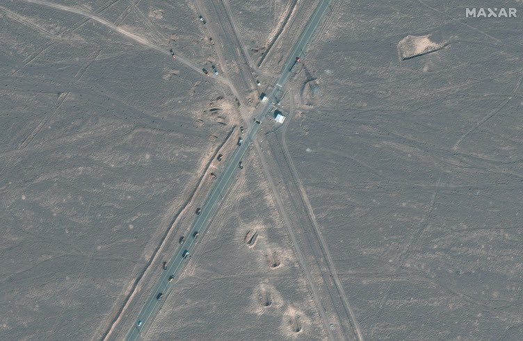 EGYOSINT's tweet photo. Maxar satellite imagery shows an unusually high number of trucks moving in and out of the Fordow nuclear site just hours before the U.S. strikes. https://t.co/Vc47JtD9xN