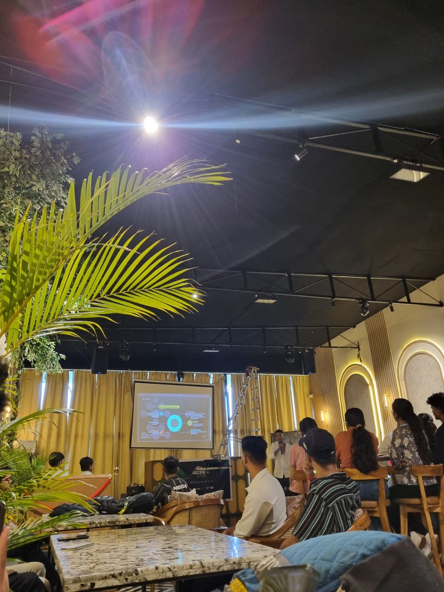 AshuTiwari2005's tweet photo. "Data on the screen, dreams in the room. Powered by Asendia. #ChainQuiz #Asendia" 🧩🚀
Grateful to be part of a space where knowledge meets passion. Here's to building the future, one question at a time.#Web3 https://t.co/uv6K00h9NF