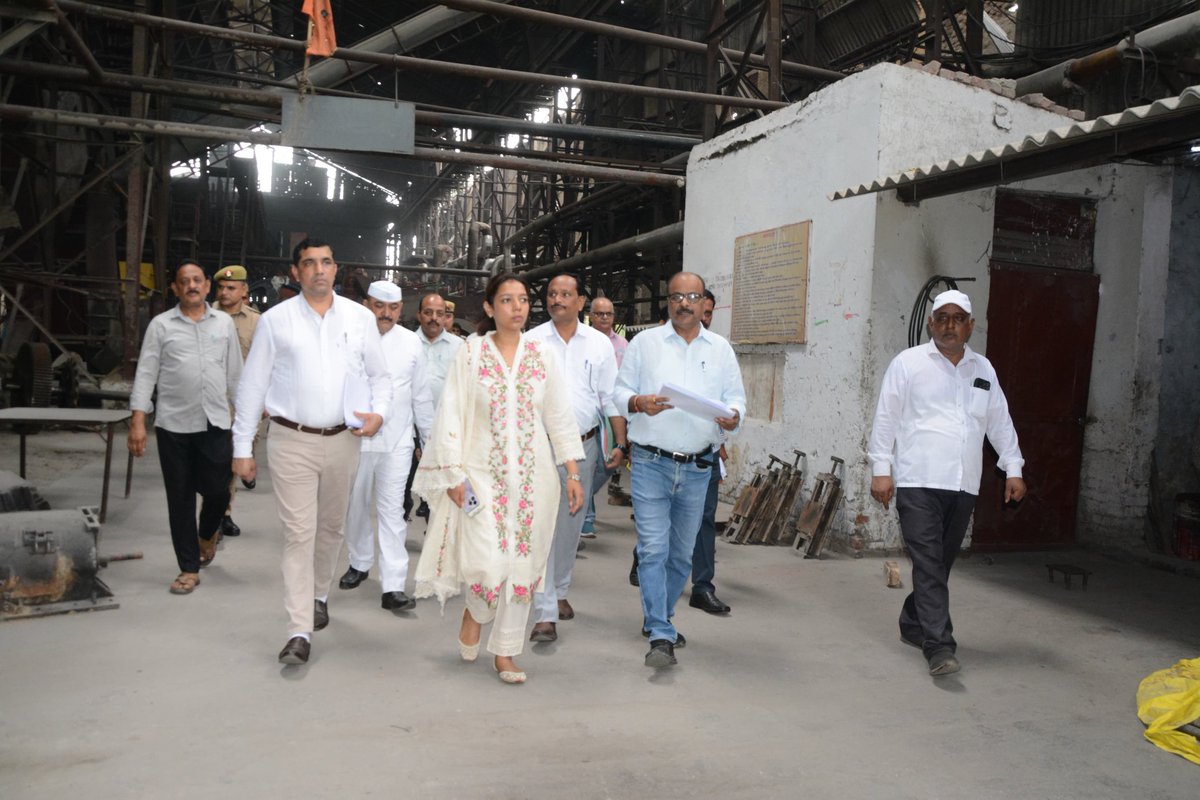 आज दी बागपत को-आपरेटिव शुगर मिल्स लि०, बागपत की ऑफ सीजन मरम्मत एवम् रख-रखाव कार्य का  निरीक्षण किया।