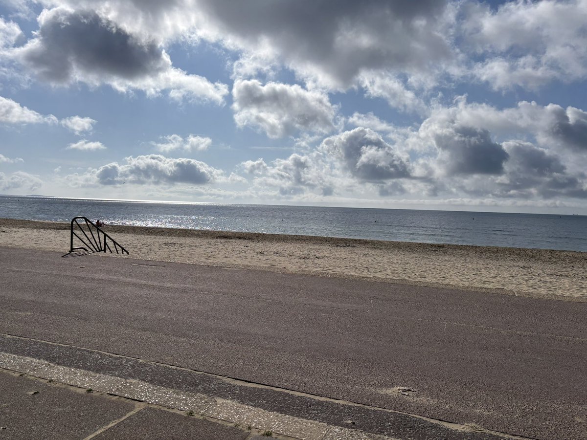 Cycle. Relax. Maybe swim. And repeat. 

After a full on week it’s important to recharge.
