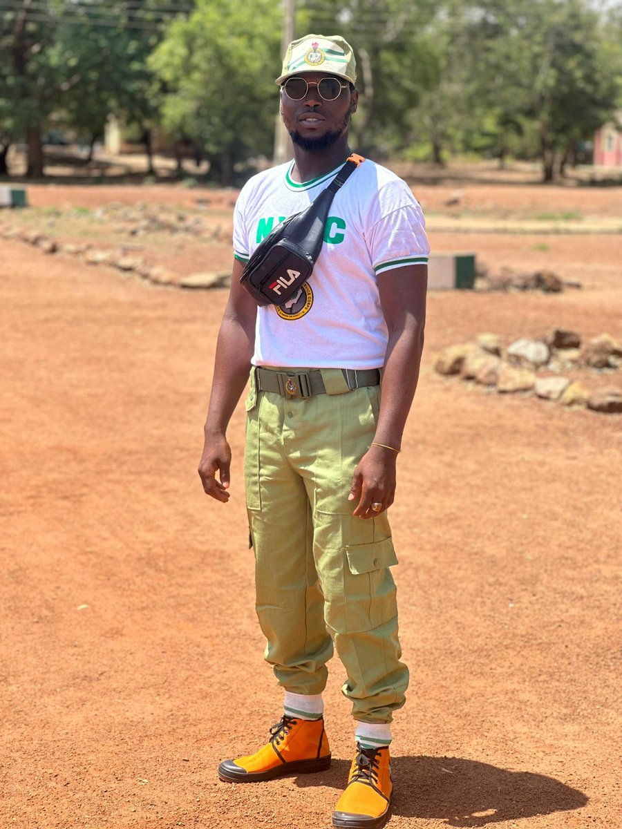 Serdeeq0's tweet photo. Alhmdullah🙏  The clarion called and i answered🧢 (finally)💥🎉💯
I stand in our father 🇳🇬 Land under the Sun ☀️ or in the rain 🌧️ https://t.co/xrdhO5qyL0