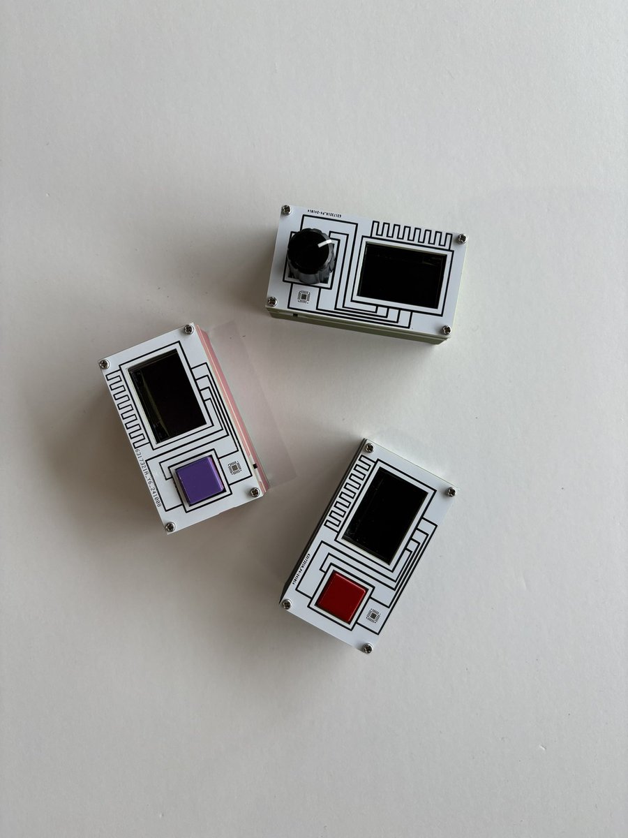 mimoc_maker's tweet photo. 出展名:Mimoc
出展日:7/5〜7/6
ブース番号:N-21
#デザフェス61リポスト 
＠designfesta 

デザインフェスタ初参戦！！
沖縄北部を拠点に活動している電子工作ユニットです。
沖縄をテーマにしたミニゲーム機やモールス信号を用いた通信デバイスの展示を行います。 https://t.co/NGPDEmCHue