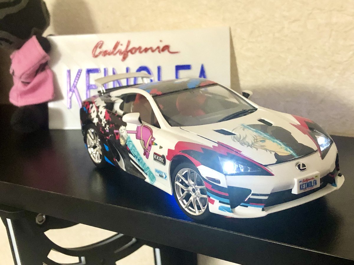 tanuki_halfsize's tweet photo. ケイン/オー 痛車プラモ
ヘッドライトとアンダーライトが光る仕様✌️

#いしづ絵画 https://t.co/js9TXl9ED8