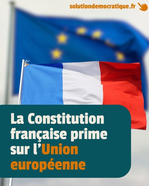 Tant qu’on est dans l’Union européenne, nous ne pourrons jamais décider librement en tant que citoyen Français". 

C’est la phrase (fausse) qu’on entend le plus souvent quand on parle de démocratie directe sur les réseaux sociaux.

Et franchement… on comprend pourquoi.
[👇]