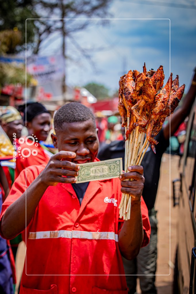 KLaCitizen's tweet photo. As you travel to any destination direction in Uganda. You can’t miss to grab that roadside delicacy. But my question today is which one is your favorite spot and why?
#UniquelyOurs https://t.co/Q5U1TrErga