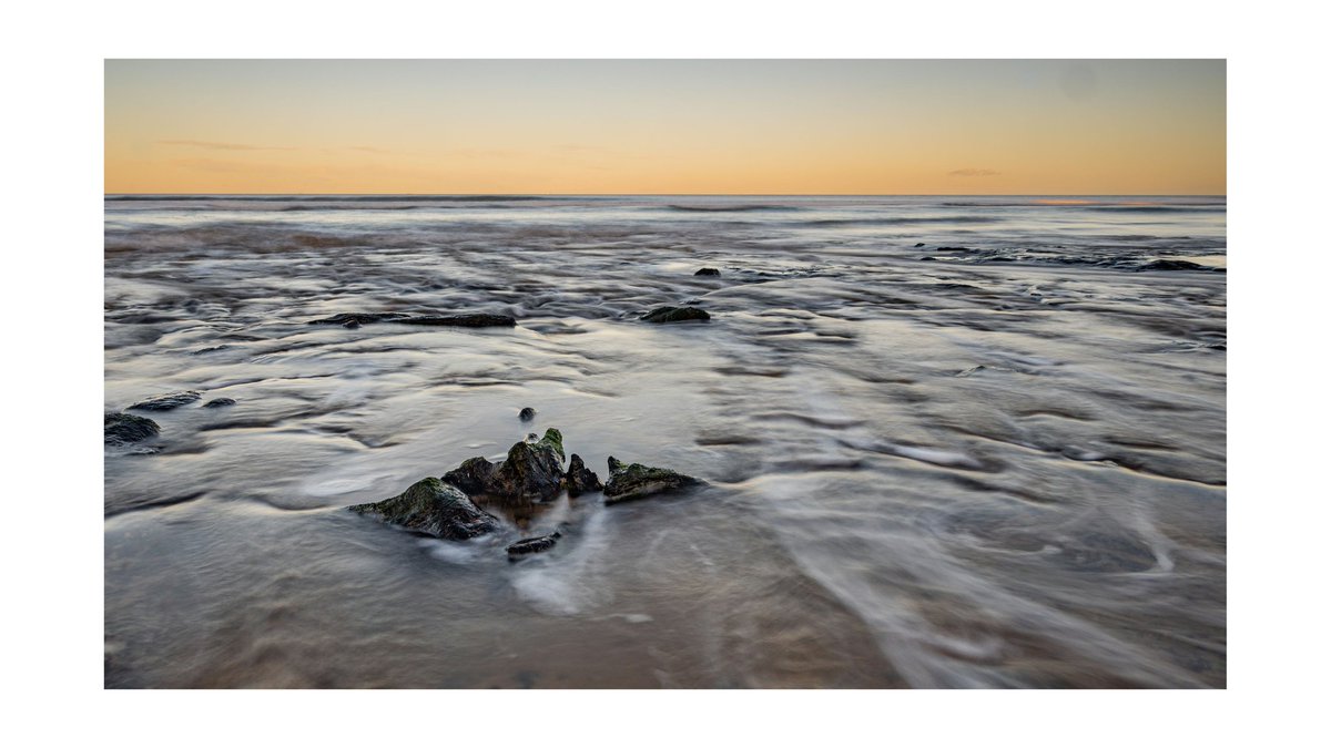 IanSanderson_'s tweet photo. From Dusk till Dawn

A simple 1 second exposure of the tide receding over the petrified trees at Redcar Beach.  

Nikon Z6ii + Z 24-70 f2.8S 
k&amp;f concept 6 Stop ND filter 
Benro UK Mach3 tripod

 #photography #landscapephotography #naturephotography @UKNikon @ThePhotoHour https://t.co/4F145ZAeQn