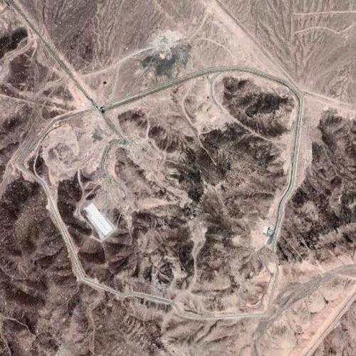 Now trending: Fordow Fuel Enrichment Plant #GoogleMaps vgt.me/m1eEN