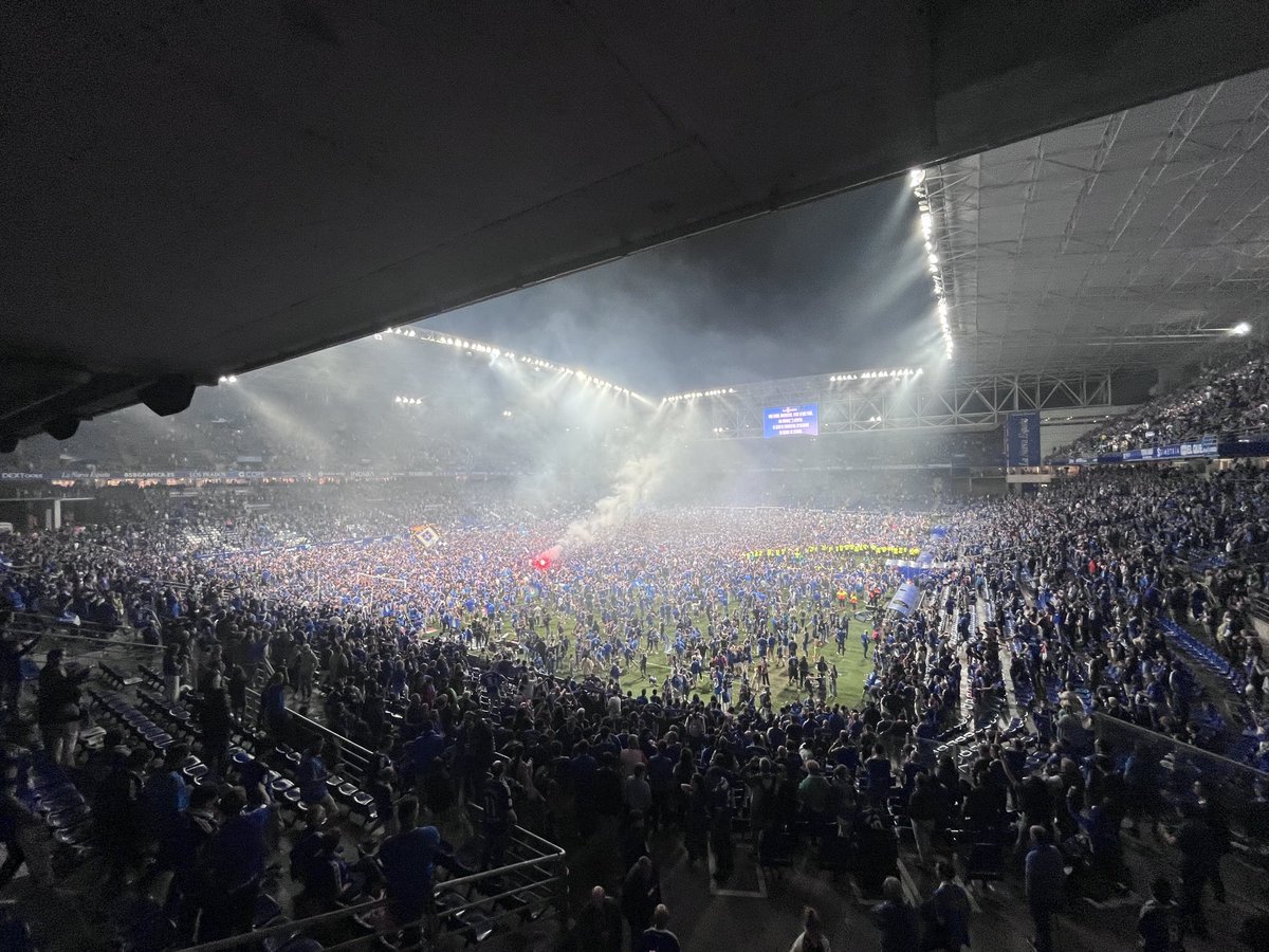 It actually happened.
Oviedo, up to the first division 24 years later