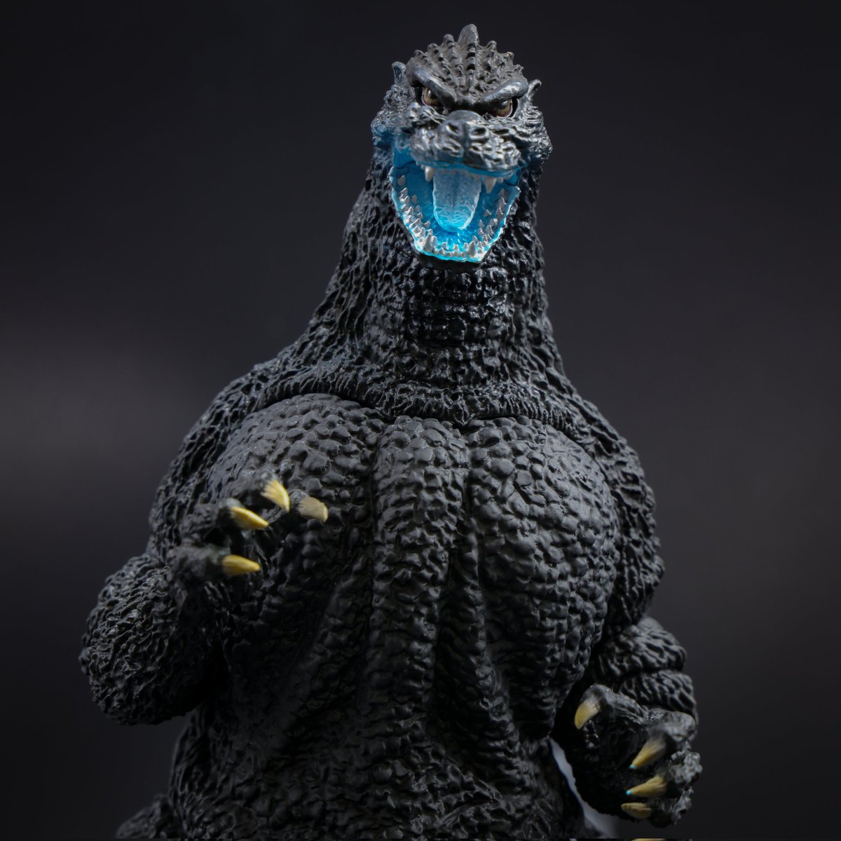 ken_sagayama's tweet photo. ✨一番くじ ゴジラ 大怪獣列伝G
🌟ラストワン賞‼️
『ゴジラ(1991)網走激闘 SOFVICS 熱線放射ver.』
開封🎵
流石、酒井ゆうじ氏の造形🤩 間違いないです🥰
#一番くじ #一番くじゴジラ大怪獣列伝G #ラストワン賞 #ゴジラ1991 #網走激闘 #SOFVICS #熱線放射ver #ゴジラvsキングギドラ #酒井ゆうじ https://t.co/PhaE3a5F4b