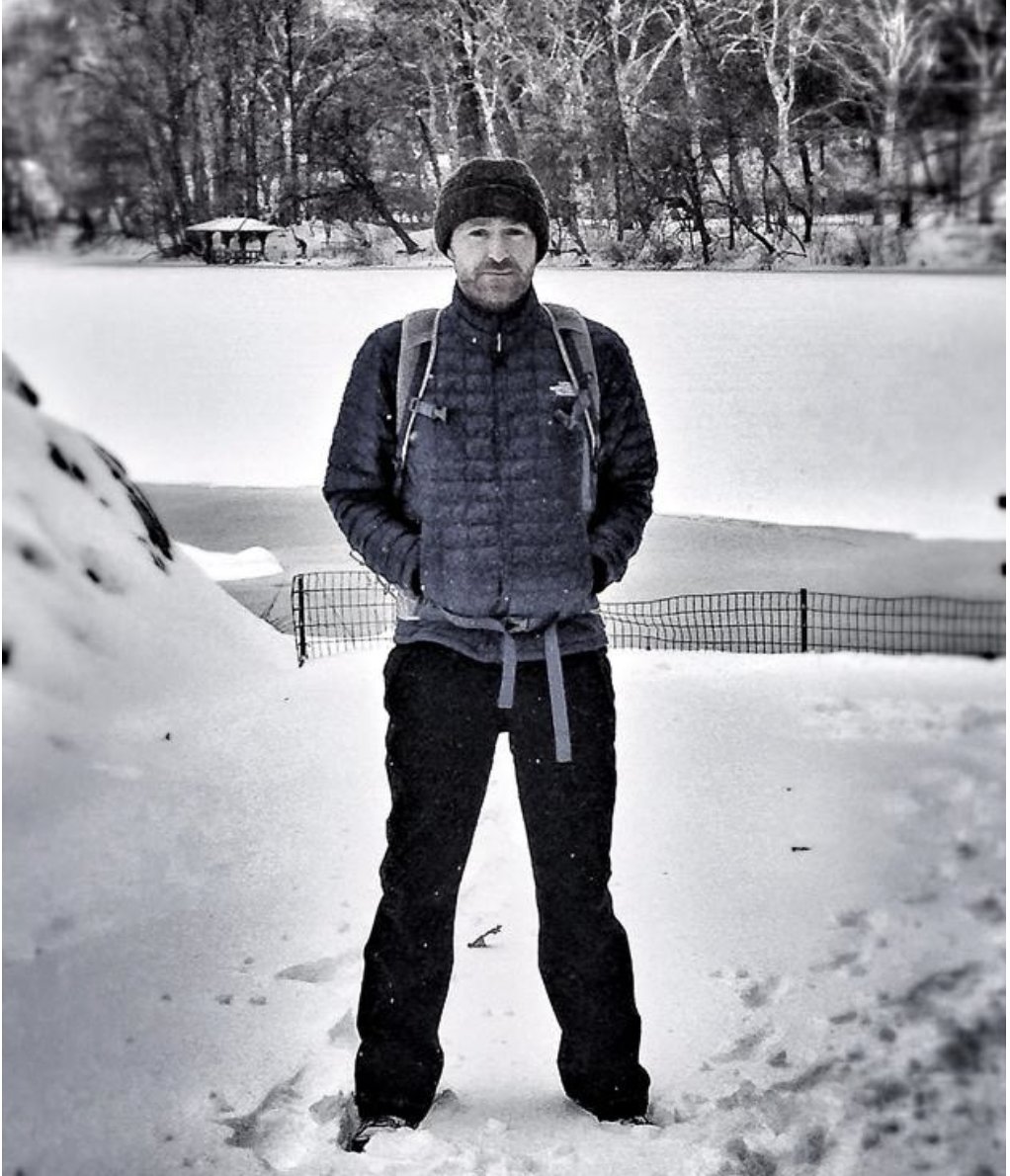 After 20 years of training 

I was at the pinnacle of my career 

At one of the most prestigious medical institutions on the planet. 

But I was in the wrong place 

I was miserable 

And I knew something had to change.

/1