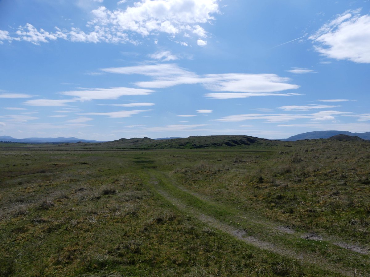View from the Sheskinmore Nature Reserve in West Donegal.
inishview.com/activity/shesk…