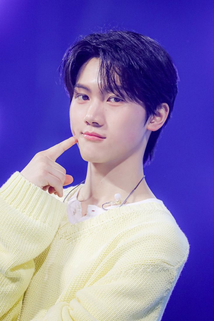 JNRJ0723's tweet photo. so g double o-d good ✨️
#WuHaoNiSelcaDay #WHNSD #WUHAO #우하오 #吴昊 #ウハオ https://t.co/xMQ8vtMAZh