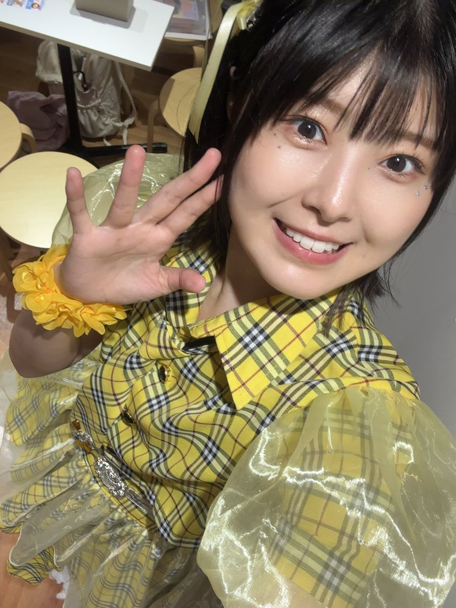 miyukomatsu1208's tweet photo. 小松みゆ2ndシングル発売記念ライブ
御茶ノ水パルトネールにて開催しました！！！！！🎉
こうして活動出来るのはみなさんのおかげです！

新曲

「人生エンジョイ界隈」
「鶴見ボロアパート」

23日0:00 サブスクでも解禁します🫶🥰
聴いてね👂✨️

 #生きてるからハッピー ！！！！ https://t.co/6EuW94FsMv