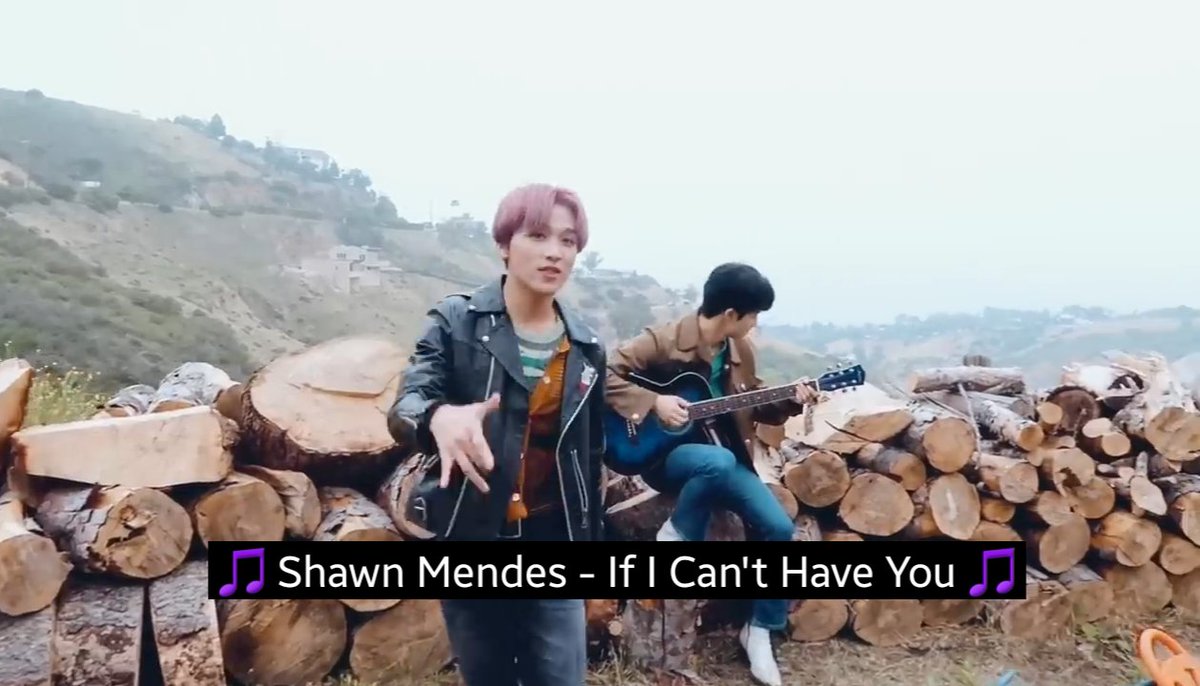 sfs! sender jadi keinget haechi dikonten ini karena pake lagu shawn, ternyata warna rambutnya similar gak sih? gemes bangetttt😭🤏🏻🤏🏻