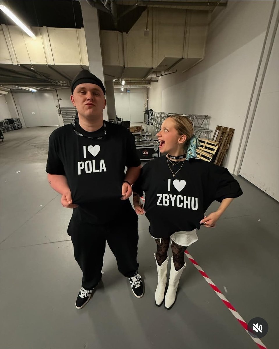 bailein0lvidabl's tweet photo. jestem giga fanką tego duetu #t5m3 #ekipa https://t.co/kyrn1prl5I
