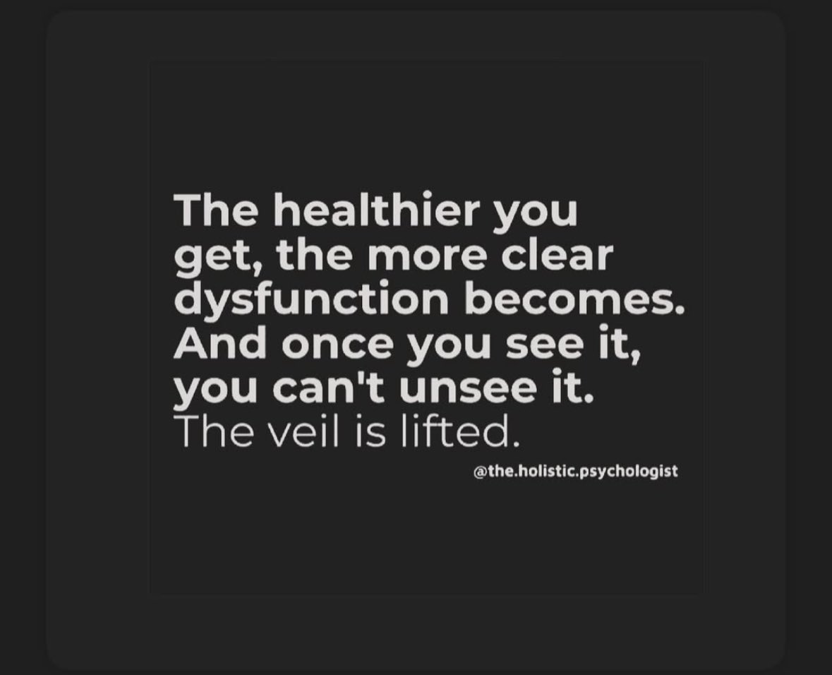 YourMomIsANarcissist (@momnarcissistic) on Twitter photo 