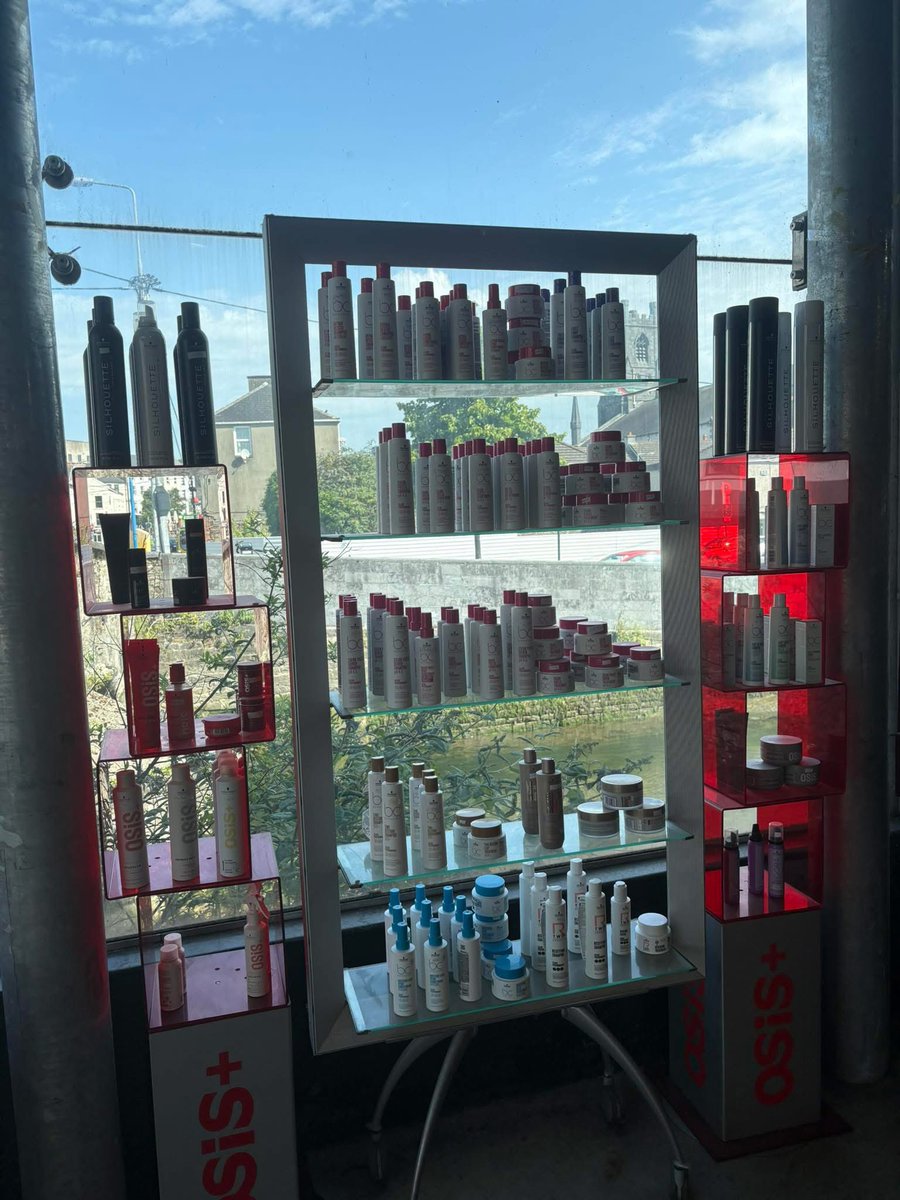 Invest in your hair…. It’s the crown you never take off👑
Catch all #Schwarzkopf in the salon to perfect different hair types🧴👩🏼