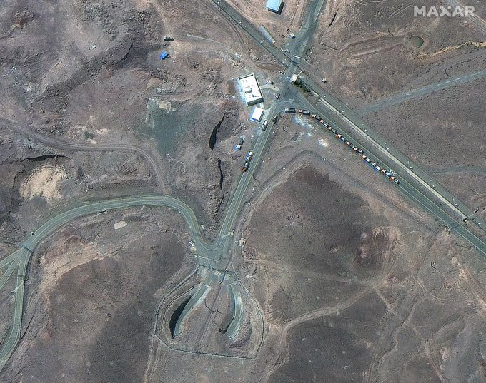 ag_Journalist's tweet photo. Satellite images show unusual truck traffic at Iran's Fordow two days before US attack    

#Israel #IsraeliranWar #israil #iranisraelwar #IranIsraelConflict #WorldWarLoading #IranIsraelWar #Iran #Trump #Fordow #FordowAttack #TelAviv #Trump

@ag_Journalist