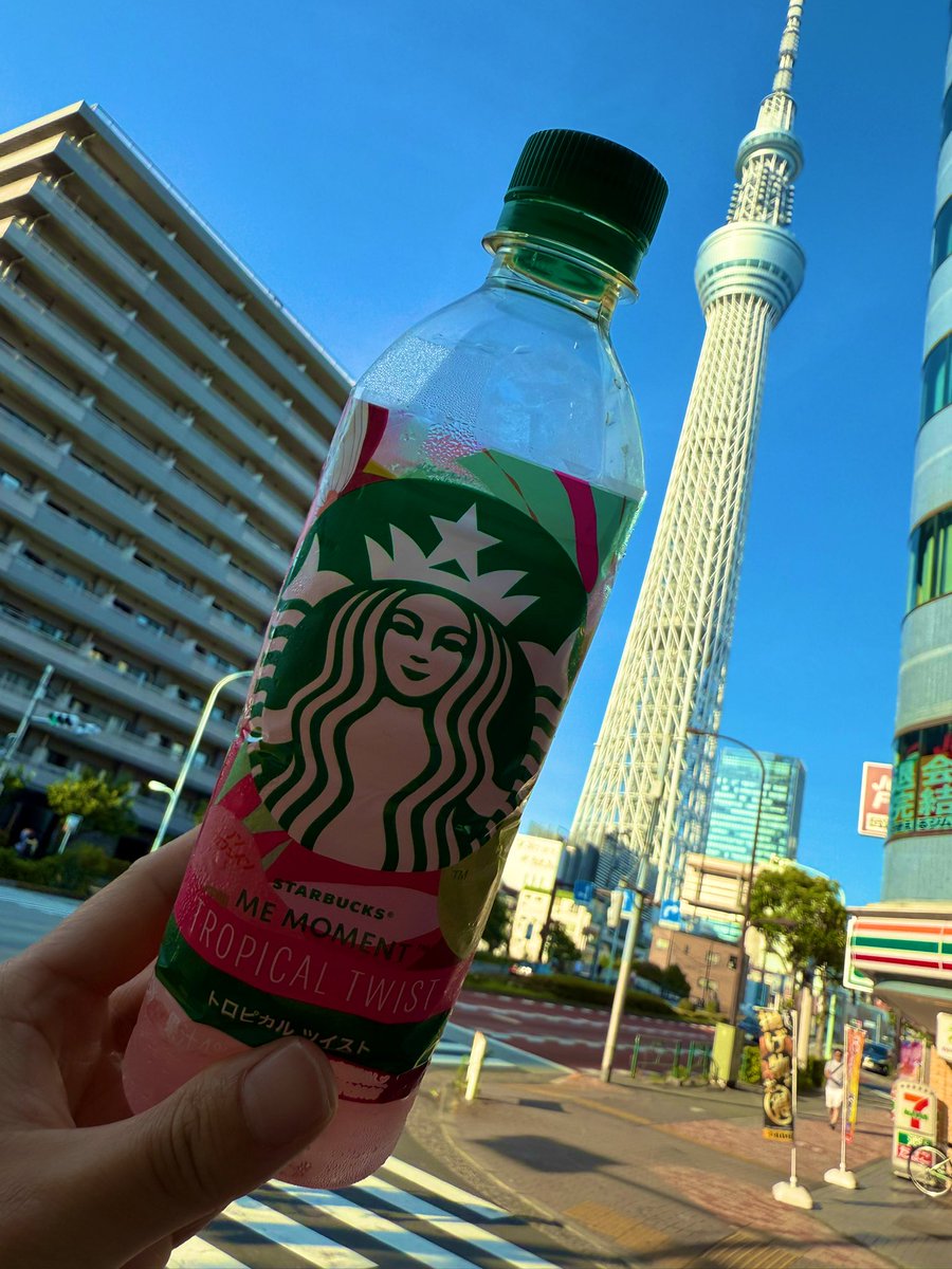 R523_I4869's tweet photo. これ美味しい😋なんでこんなに暑い日が続いてるんだろうか…
@Starbucks
#memoment
#トロピカルツイスト #東京スカイツリー #日常垢
日曜出勤で、明日休みならあんまり使いたくないけど帰り道の上野で飲むか、それとも家飲みにするか…うーむ🤔
#休日出勤 #日曜勤務 #一人飲み
#彼女募集埼玉 https://t.co/hkMuLAnwDN