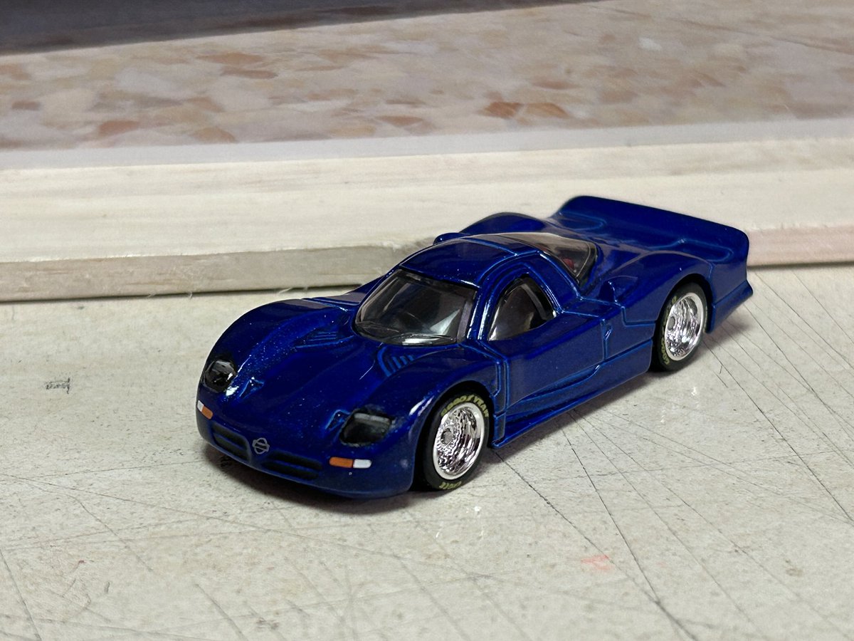 porschegmbh's tweet photo. #ホットウィール  #NISSAN  #R390 
アドバイス前にレジン固めちまいました🤣
リアルライダー化してCooooool😎✨
遠目にはいいでしょ( *¯ ꒳¯*) https://t.co/o0Toq5daUg
