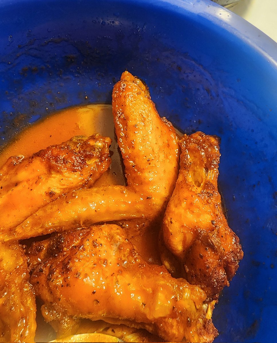tarkishat's tweet photo. I'm that friend that's frying chicken at 3 AM. Yup that's me! #Trump #War #Iran #Isreal #IsraelIranConflict #cantsleep #Netanyahu https://t.co/eM85MS5FyY