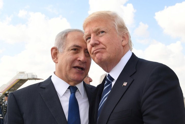 OsservaMy's tweet photo. Dopo anni e anni, alla fine #Netanyahu ha trovato #Trump, uno dei presidenti più stupidi della storia americana.
Lo ha preso per mano e l'ha portato ad entrare in guerra contro l'Iran, iniziando questa folle guerra per conto di Israele, senza l'autorizzazione del congresso. https://t.co/J12ezFzmta