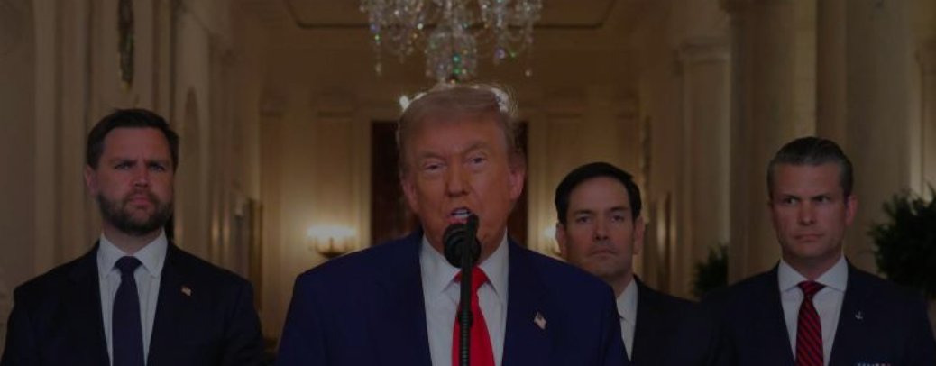 Els amos del món i les seues titelles polítiques continuen fent-nos creure q assassinar éssers humans és l única possibilitat,sistema pel qual han aconseguit el seu poder terrorista.Però no és veritat aquest és el seu camí x viure a costa dels altres,no el nostre.
NO A LA GUERRA!