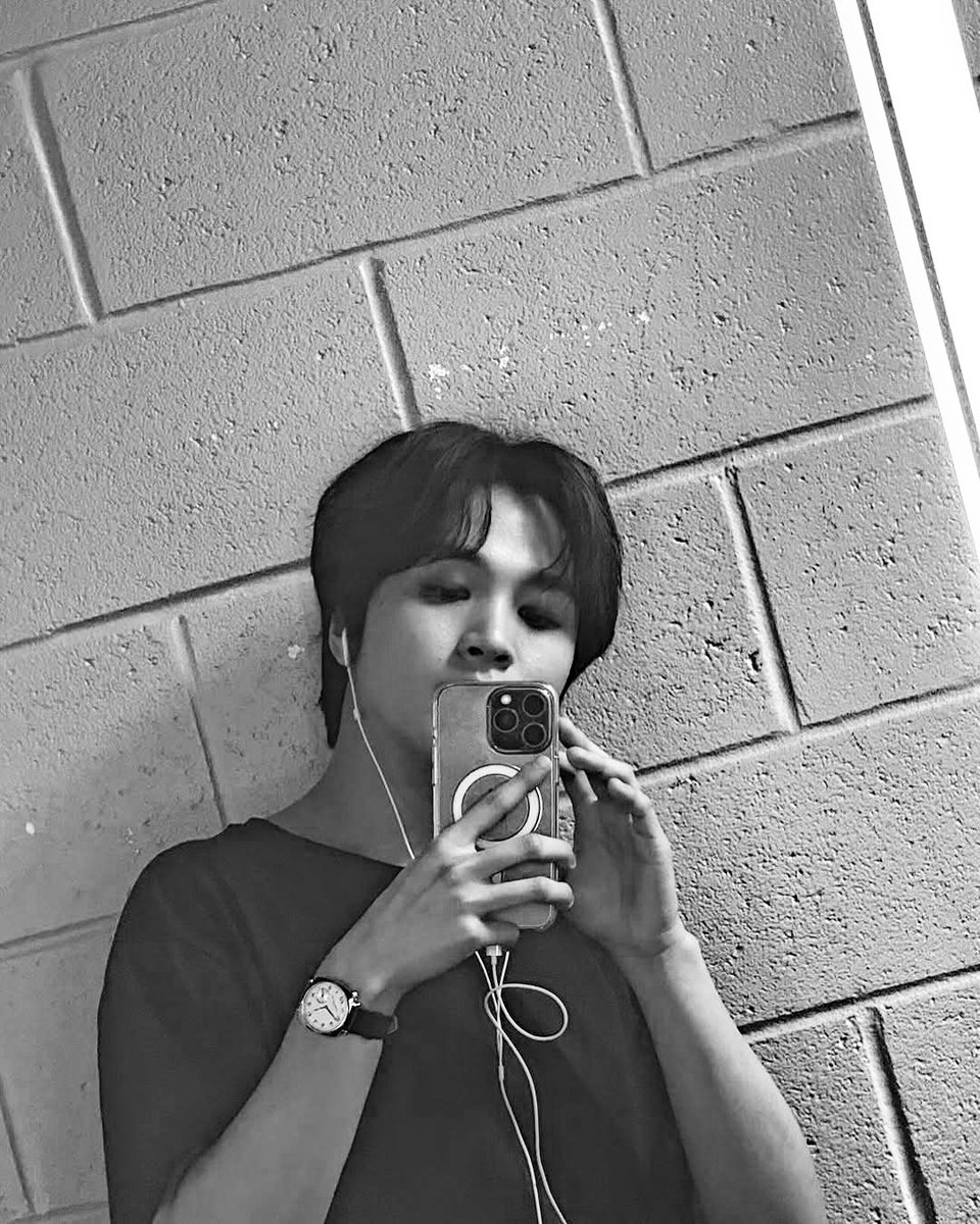 ovhaechan's tweet image. 𝗍𝗋𝗎𝗌𝗍  𝗍𝗁𝖾  𝗉𝗋𝗈𝖼𝖾𝗌𝗌,  𝖾𝗏𝖾𝗇  𝗐𝗁𝖾𝗇  𝗂𝗍&apos;𝗌 𝗆𝖾𝗌𝗌𝗒.