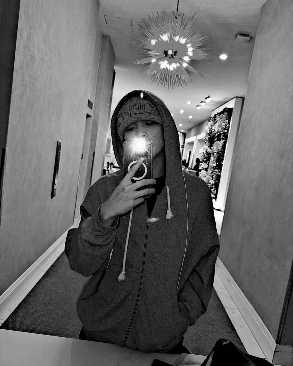 ovhaechan's tweet image. 𝗍𝗋𝗎𝗌𝗍  𝗍𝗁𝖾  𝗉𝗋𝗈𝖼𝖾𝗌𝗌,  𝖾𝗏𝖾𝗇  𝗐𝗁𝖾𝗇  𝗂𝗍&apos;𝗌 𝗆𝖾𝗌𝗌𝗒.