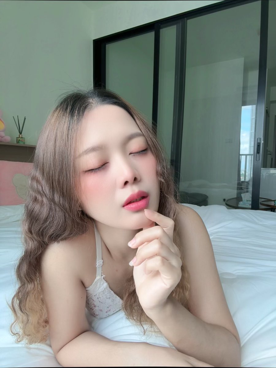 Fay Kamonwan tweet media