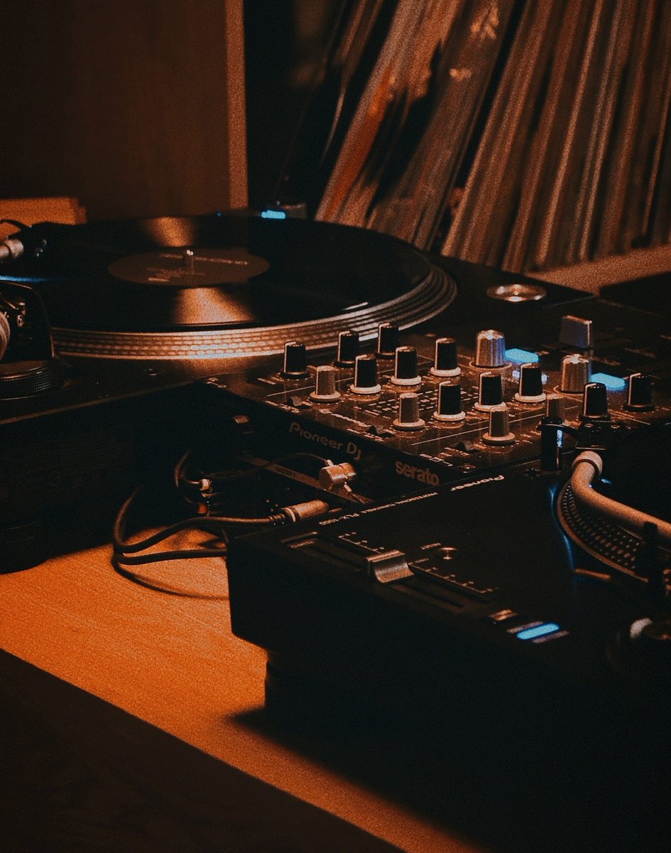 code_name08's tweet image. ✨🎧𝗠𝗔𝗜𝗡🎧✨