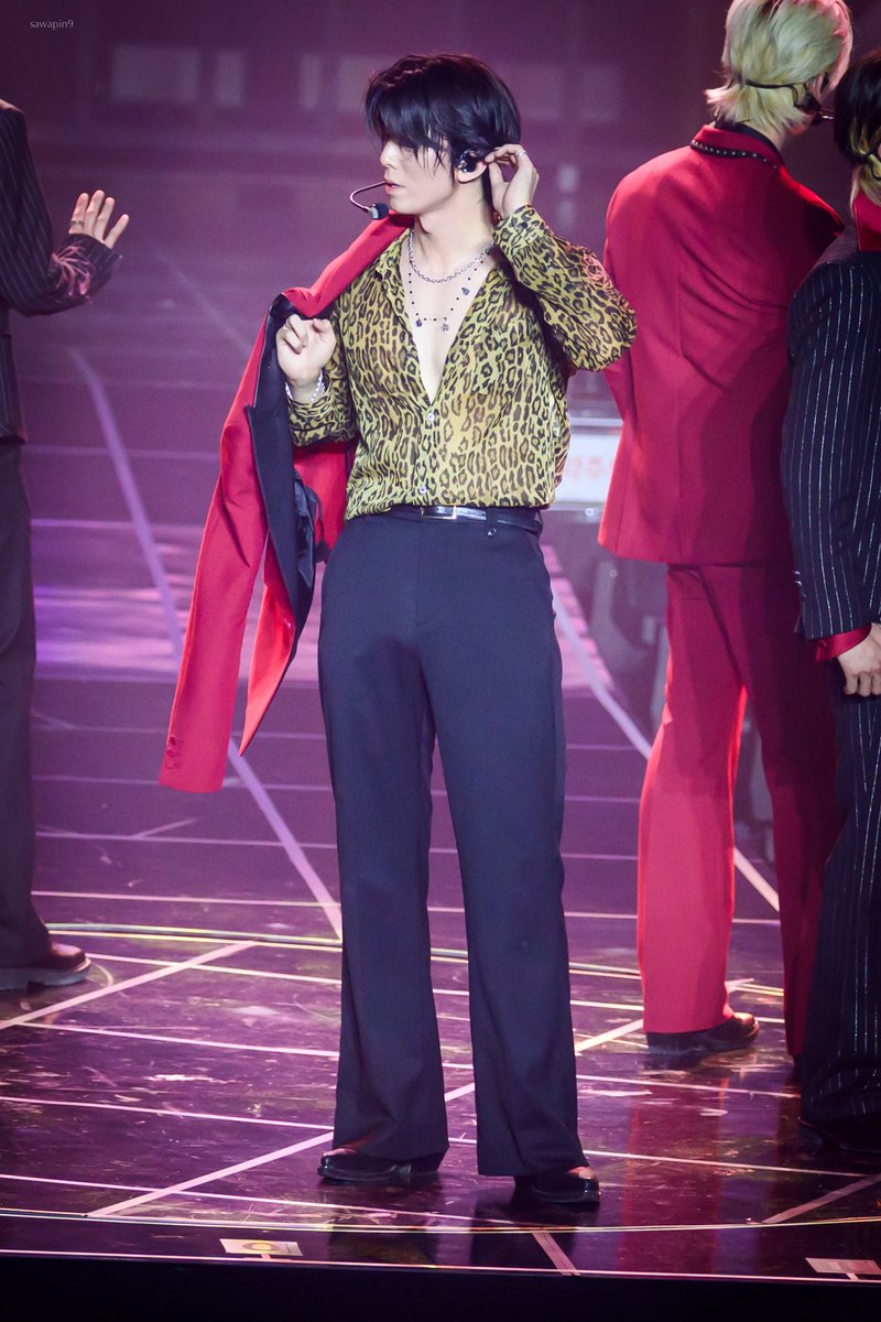 sawapin9's tweet photo. 250621  🔝🐆
2025 SF9 LIVE FANTASY #5 LOVE DAWN

#SF9 #에스에프나인 #LOVE_DAWN
#휘영 #HWIYOUNG #フィヨン https://t.co/ZVd5ri8DmC