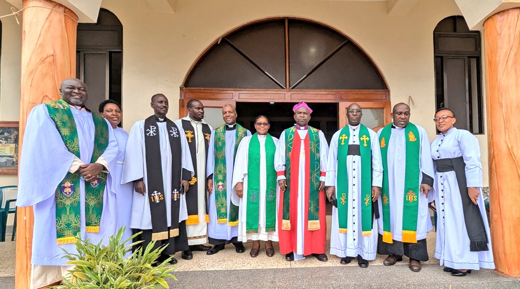 diocese_kampala's tweet image. The Rt. Rev. Jackson F. Baalwa, has urged Christians to surrender to the leading of the Holy Spirit, describing Him as the essential guide for personal transformation and effective ministry. The call came during his maiden pastoral visit to St. Stephen’s Kitara on June 22, 2025.
