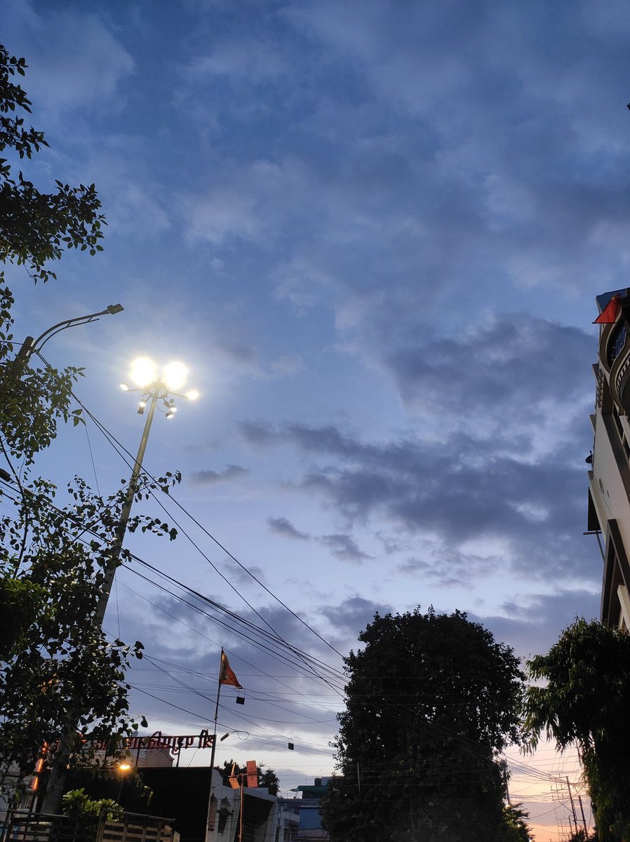 NeeteshMatrix's tweet image. DROP $SOL ADDRESS AGAIN 0.2 $SOL FOR ALL PARTICIPANTS 

WHO LIKE FOLLOW AND RETWEET ✅ 

#Solana #Sol #AirdropSeason #SOLGiveaway #AirdropAlert #AirdropHunting #giveaway