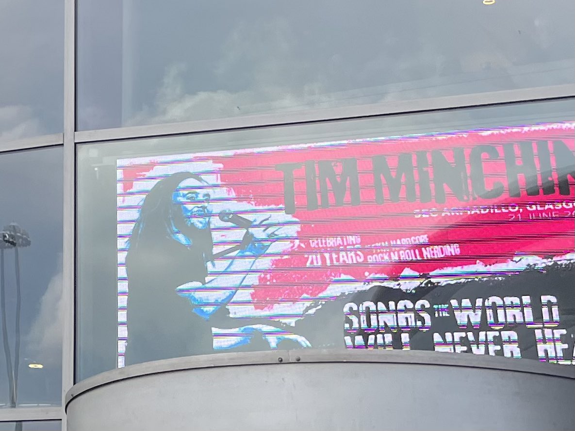 No pics or footage as I did as #TimMinchin asked through song and turned my “MF phone off”. What a talent that boy is. Super night of chat and song.