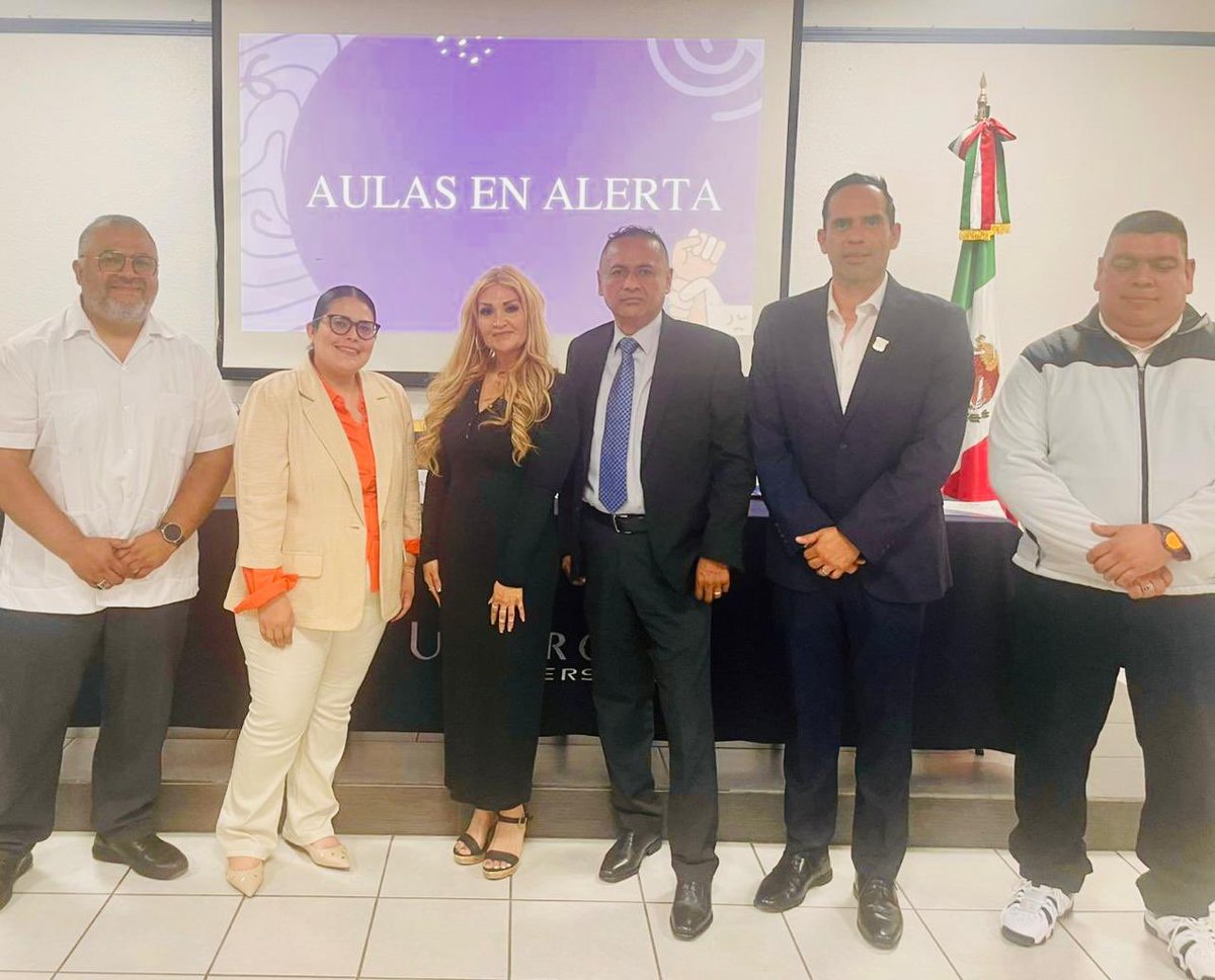 AlfredoPerezMX's tweet photo. Participamos en el Panel “Protocolo de Seguridad Escolar: Retos y Perspectivas”, con autoridades educativas y de seguridad en @unifrontens @ColegioEnsenada con el fin de promover  entornos escolares seguros desde la prevención social.
 #SSCBC #PrevenciónEscolar #Tijuana https://t.co/Wwn4cAAwsG