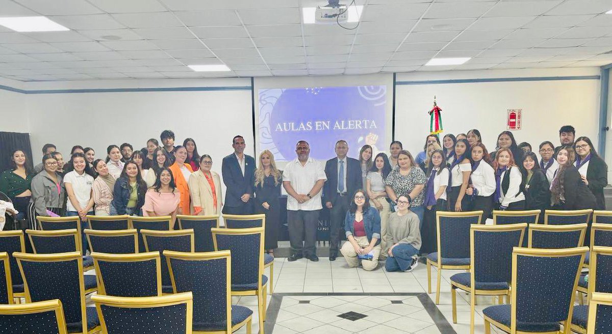 AlfredoPerezMX's tweet photo. Participamos en el Panel “Protocolo de Seguridad Escolar: Retos y Perspectivas”, con autoridades educativas y de seguridad en @unifrontens @ColegioEnsenada con el fin de promover  entornos escolares seguros desde la prevención social.
 #SSCBC #PrevenciónEscolar #Tijuana https://t.co/Wwn4cAAwsG