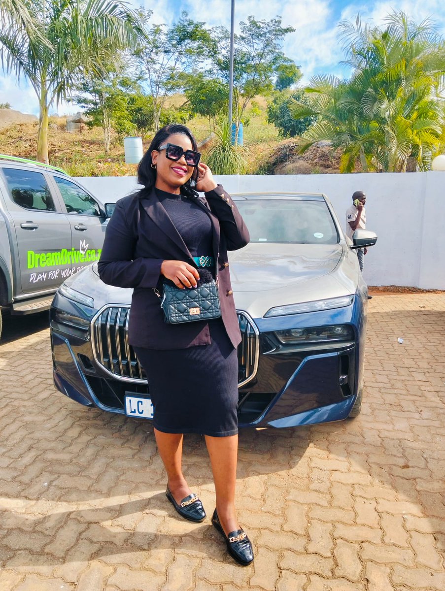 MphaphuliMadza1's tweet photo. Madam🖤🖤 https://t.co/uer4fkUUkF
