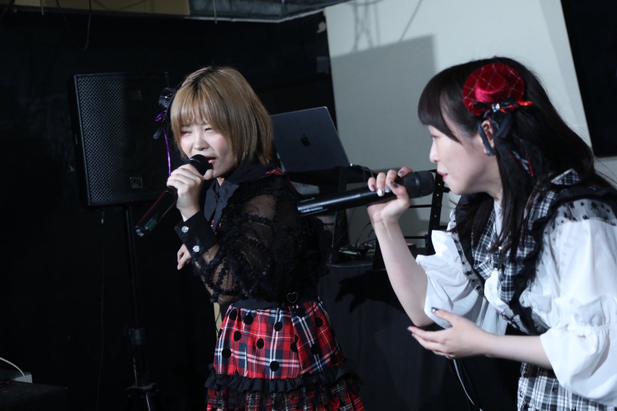 #もえラボ 
⑥AQUA GEAR (guest live)
もう『もえラボのデュオ』と言ってもいいぐらいもえラボの歌声のお二人✨
20分耐久メドレー（笑）は素晴らしかった💕w