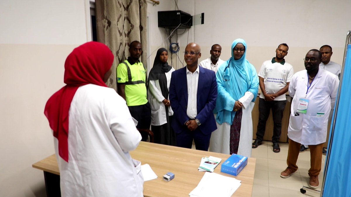 Clap de fin sur deux journées de mobilisation exceptionnelles à l’hôpital Cheiko 👏

Le bilan des deux journées est éloquent :

💉337 dépistages réalisés,
🩸33 dons de sang recueillis,

1/2