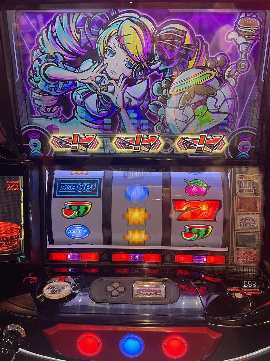 スキマ時間UR終了〜

自身初のレギュラー中リーチ目あり、前兆中リーチ目ありと濃厚な3時間で快勝😊

さ、ウキウキで晩御飯へ