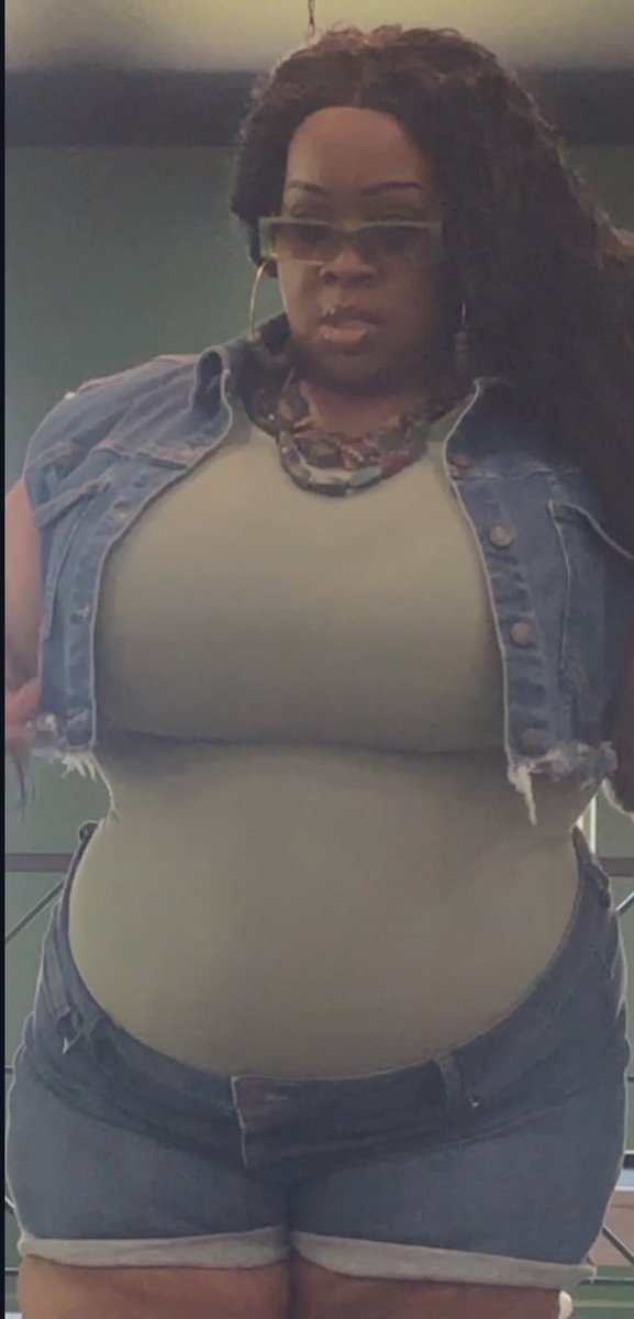 queensugaarr's tweet photo. And DIDDDDD🪭🎂🎉🎊🥲🎂🎉🎊🎂🪭 

My 44th Birthday was not like LAST YEAR… and NEITHER is my WAISTLINE…. 👀😂💕🙏🏽🥰👩🏽‍❤️‍💋‍👨🏾🤣🎂🪭

🔥CONSISTENCY 
🔥CONSISTENCY
🔥CONSISTENCY https://t.co/Vr3G9ICyLB