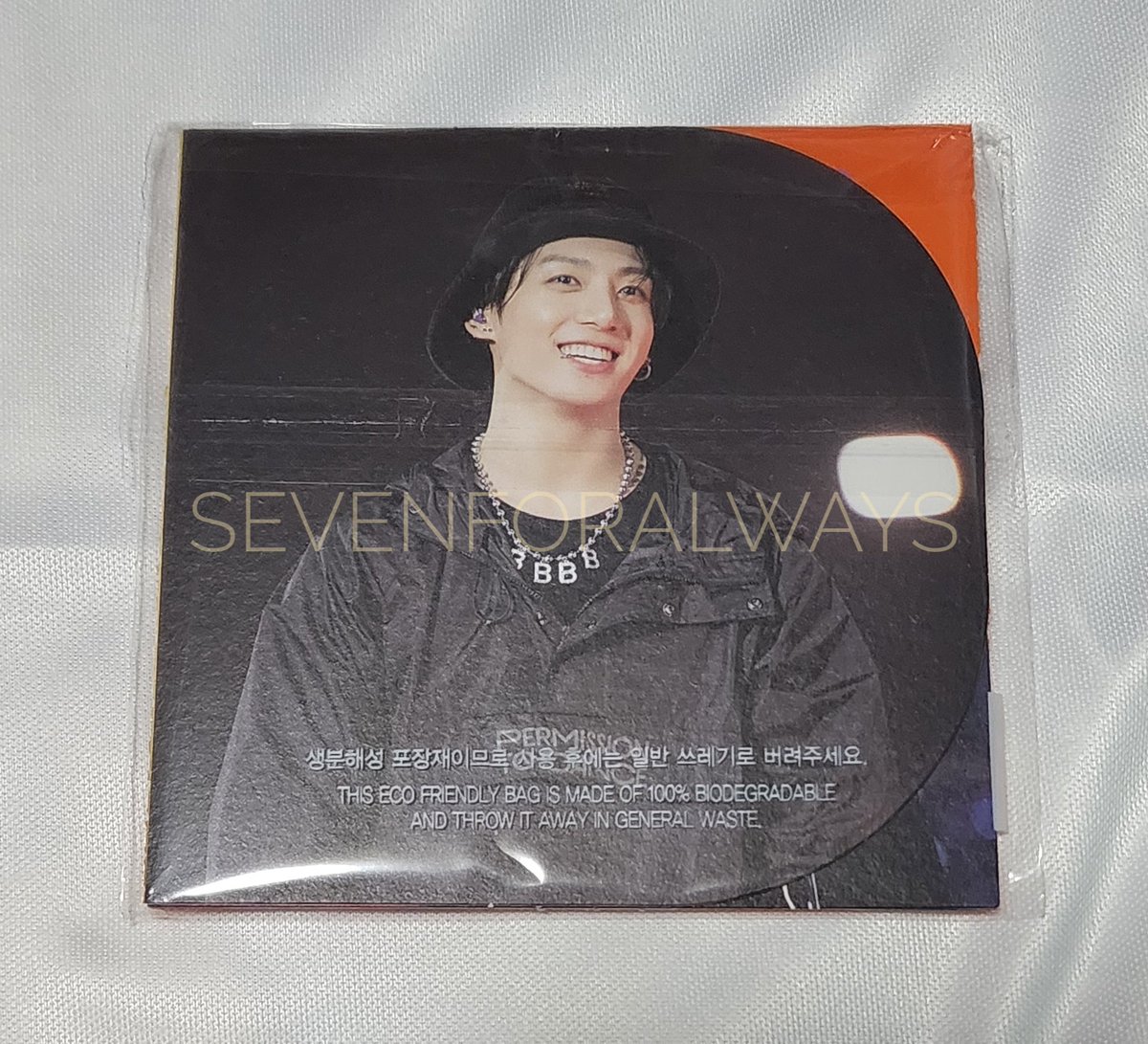 sevenforalways's tweet photo. wts lfb ph

BTS PTD ON STAGE 
Sealed Folding Card 
Photocards (RM, Yoongi, Jin, Jimin, Hobi)
OT7 Photoframe
Outbox

* P800 take all plus lsf
* Gcash/BPI
* SDD (Makati/San Pedro Laguna) or J&amp;T

🏷 RM namjoon jin seokjin suga yoongi jhope hobi jimin v taehyung jk jungkook ptdos https://t.co/kT8z36x4co