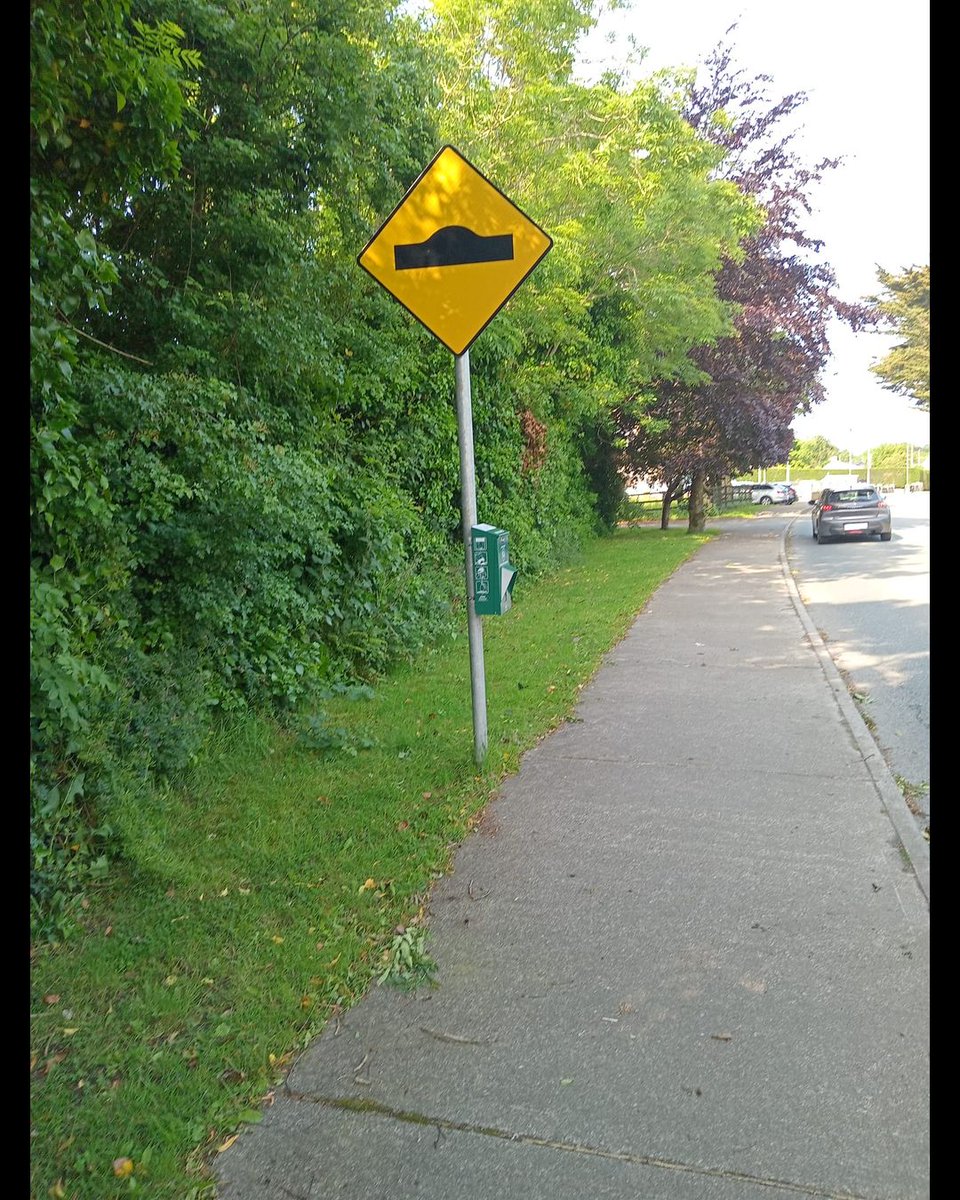 louthcoco's tweet photo. Taking the dog out for a walk? ๐ฉ
If your dog drops it, you gotta stop it. Scoop it up! ๐ฉ
New dog bag dispensers located around the county
locations below: Tullyallen, Louth Village, Sandpit
#bagitbinit #dogfouling #keeplouthtidy #communitysupport https://t.co/HRNh2cbF8M