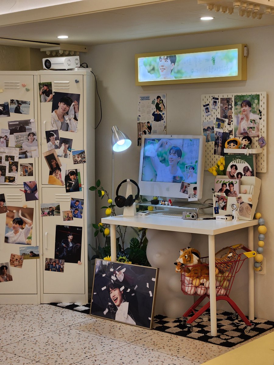 WarWanarat_KRFC's tweet photo. ━ 2025 WAR's 31th BD Project

ʙɪʀᴛʜᴅᴀʏ ᴄᴀꜰᴇ ᴇᴠᴇɴᴛ 🌿

📍옐로우 벌스데이 𝒀𝒆𝒍𝒍𝒐𝒘 𝑩𝒊𝒓𝒕𝒉𝒅𝒂𝒚
🗓 2025.06.21(토) - 2025.06.22(일)

양일간 진행된 워님의 31번째 생일 축하 카페가 마무리 되었습니다.
함께 해주신 모든 분들께 너무나 감사드리고, 모두에게 즐겁고 행복한 시간이 되었길 바랍니다!! 🥰💛

#너의_목소리로_물든계절
#SeasonDyedWithYourVoice